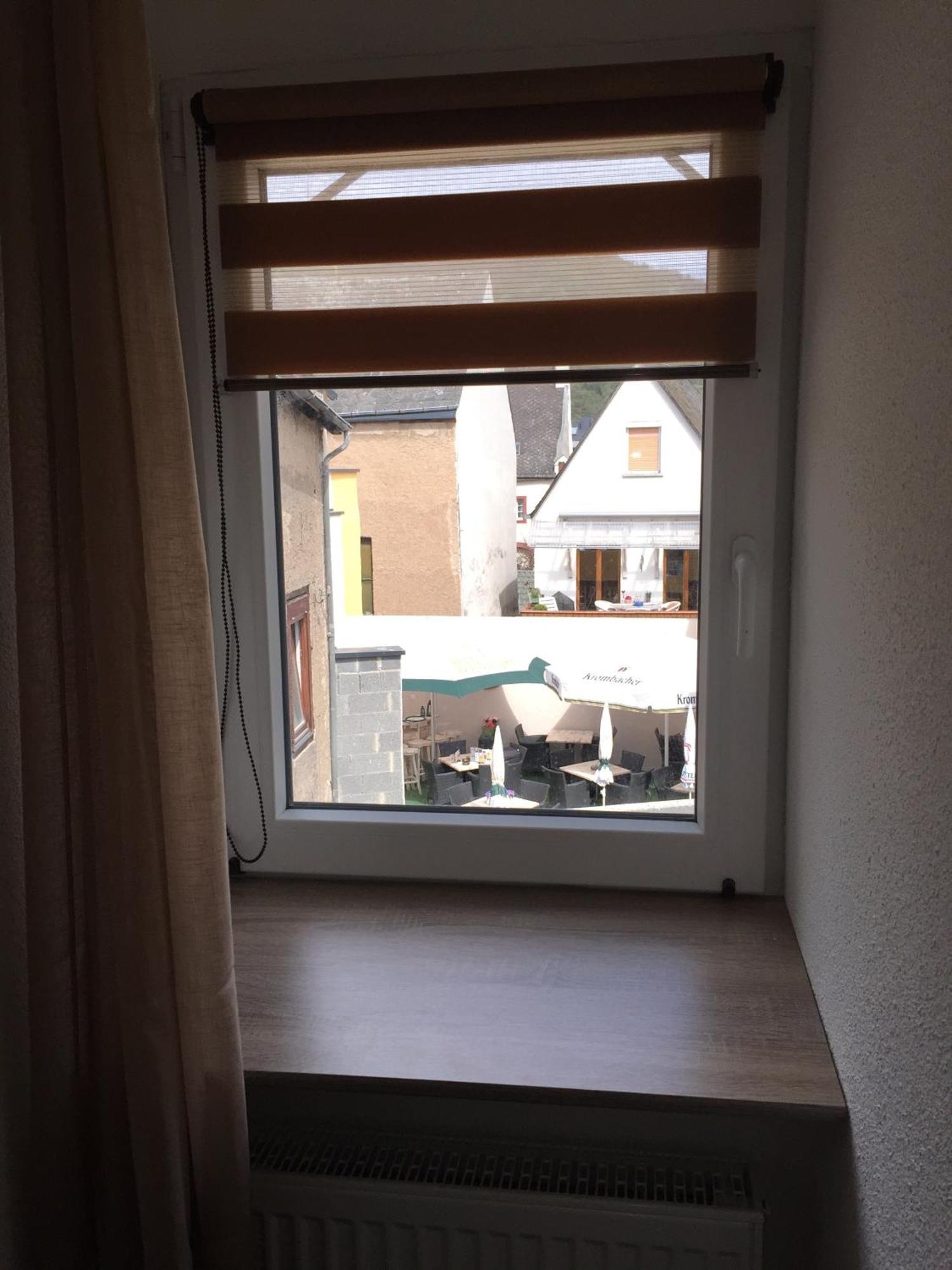 Hotel Zur Dorfschaenke Klotten Bilik gambar